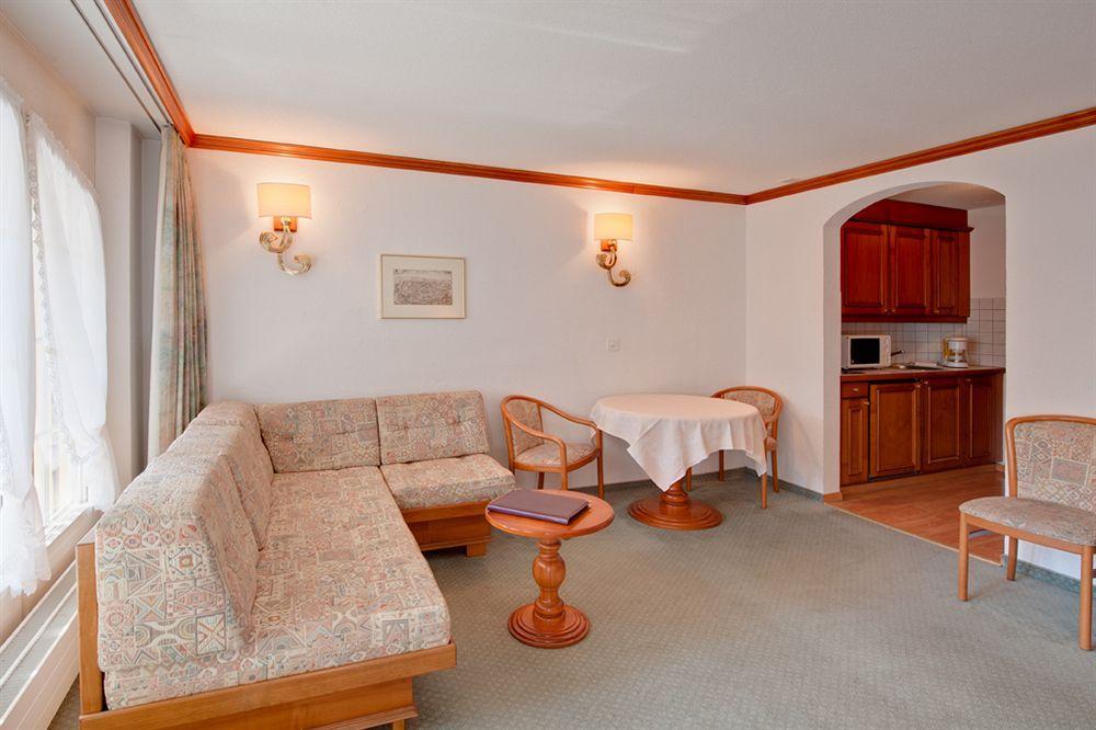 צרמט Hotel-Appartement La Perle מראה חיצוני תמונה